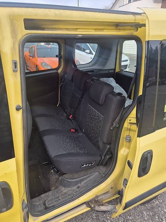 Automobili: Opel Combo Diesel 2014 Schalter Top – Usato da Schwadernau venduto da MS90s 9