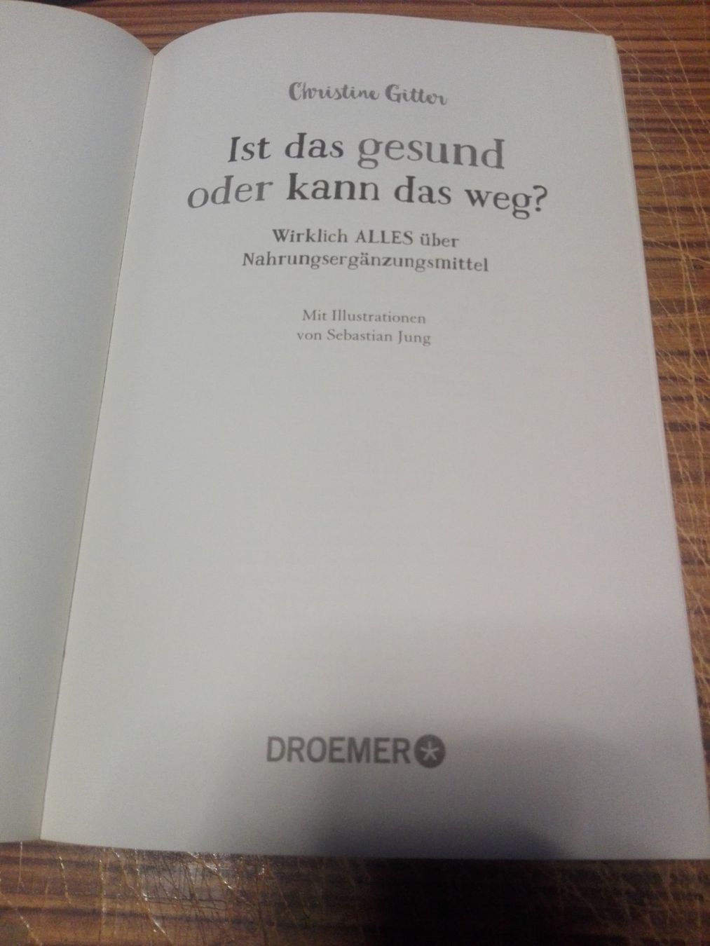 Libri: Nahrungsergänzungsmittel - Ist das gesund oder kann das weg? – Usato da St.Gallen venduto da elk2022 2