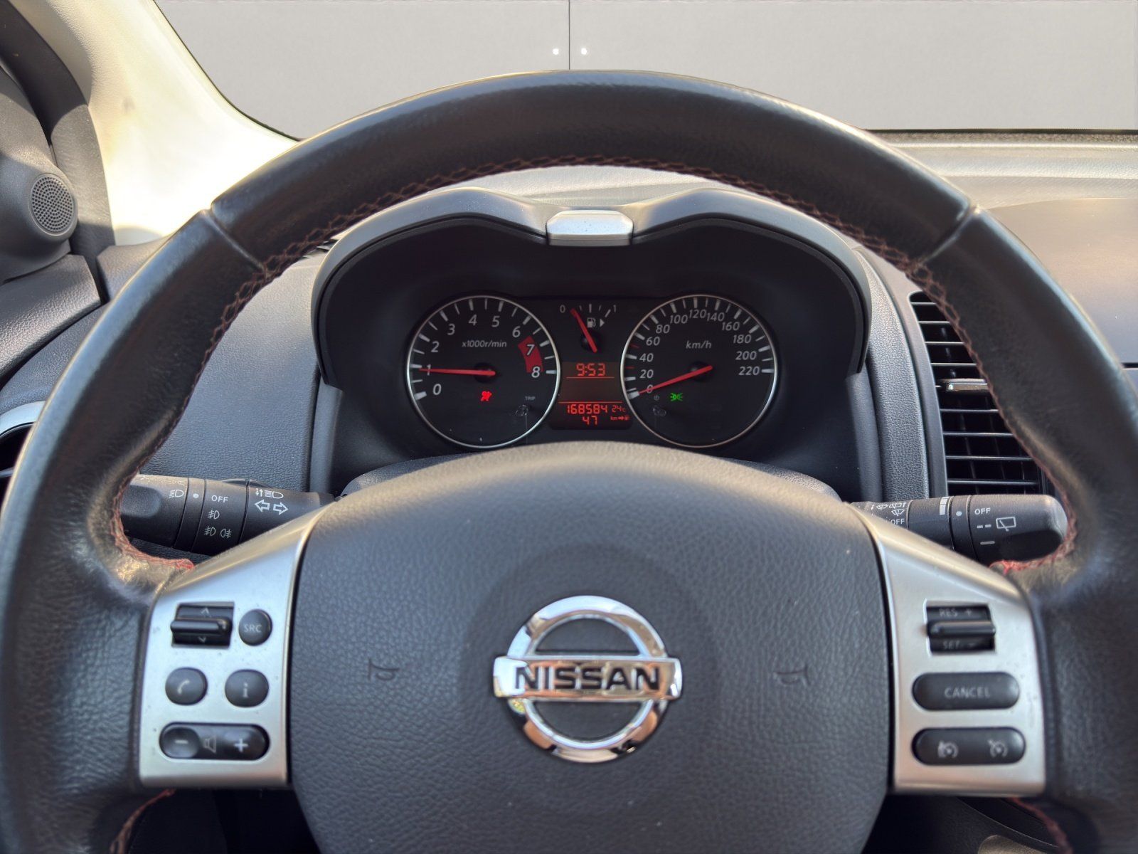 Nissan Autos: Nissan Note 1.4 16V Acenta – Gebraucht aus Ebikon von Garage-Bolzern-Koch 7