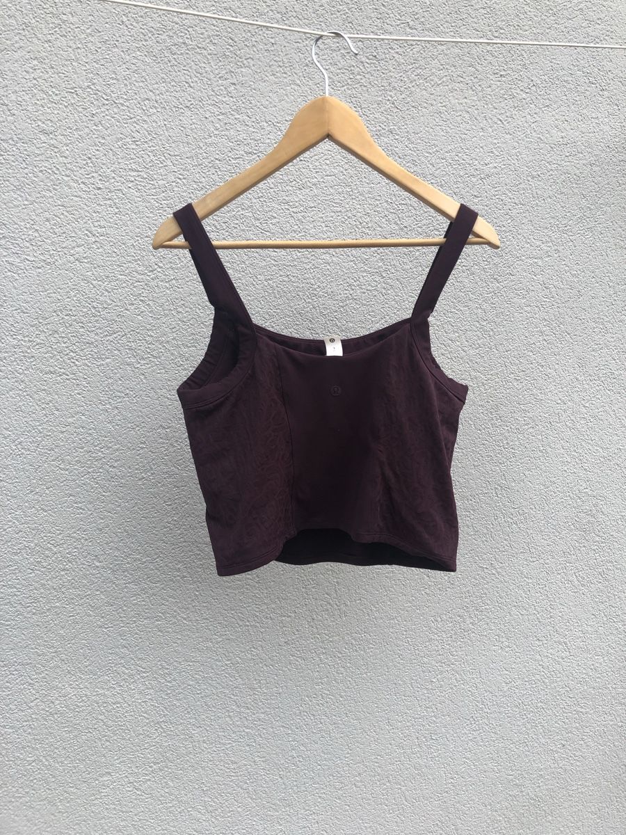Lululemon Tops: LuluLemon Burgundy Top – Gebraucht aus Fribourg von ann_l9b7 3
