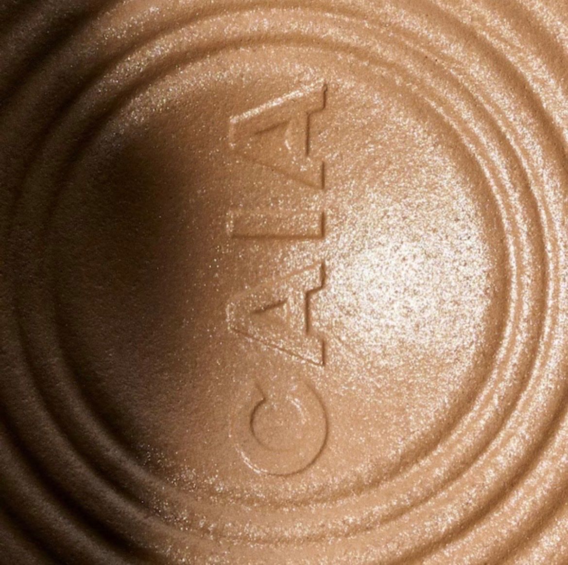 Make-up: Caia Glow Bronzer - La Digue – Gebraucht aus Effretikon von YaMn 7