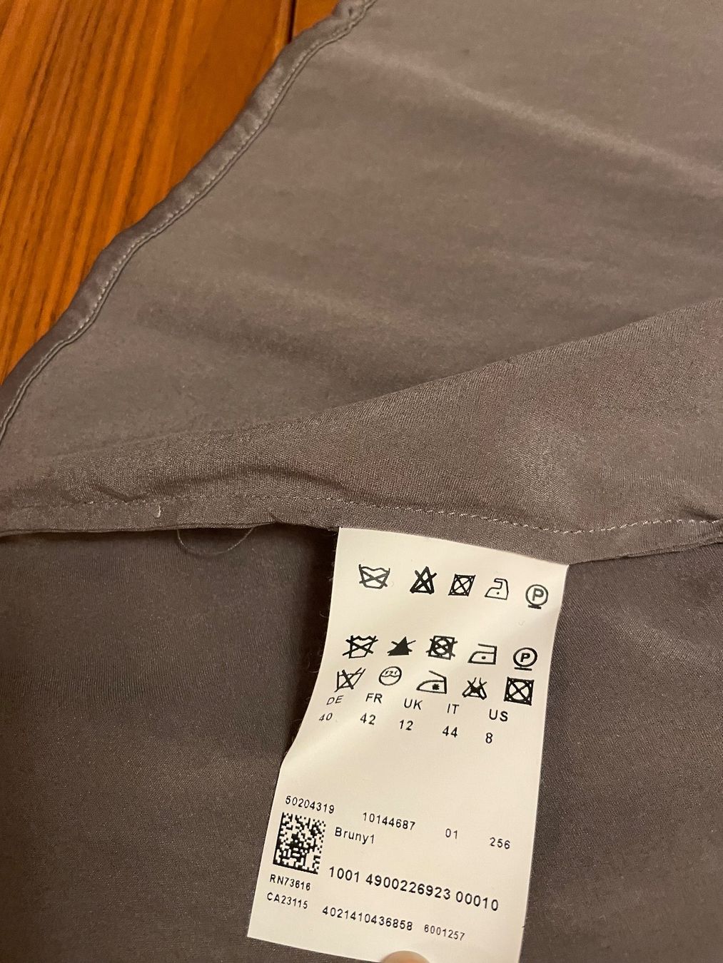 Hugo Boss Camicette: Elegante Seidenbluse Boss Gr. 40 – Nuovo (secondo la descrizione) da Neuhausen venduto da Schanana 4