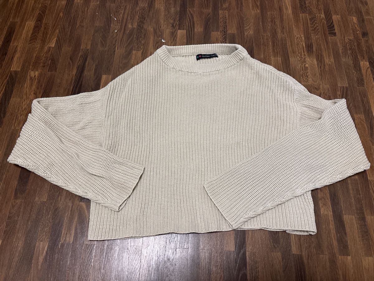 Pullover & Sweatshirts: Damen Pullover beige Grösse S – Gebraucht aus Hinwil von liviipivii