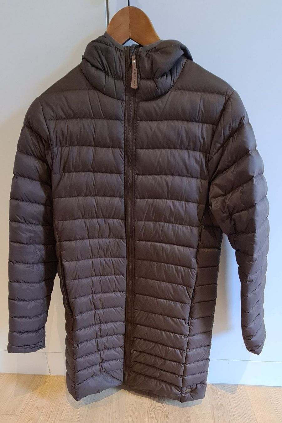 Manteaux: Wintermantel Damen – D'occasion à Islikon par EFH651