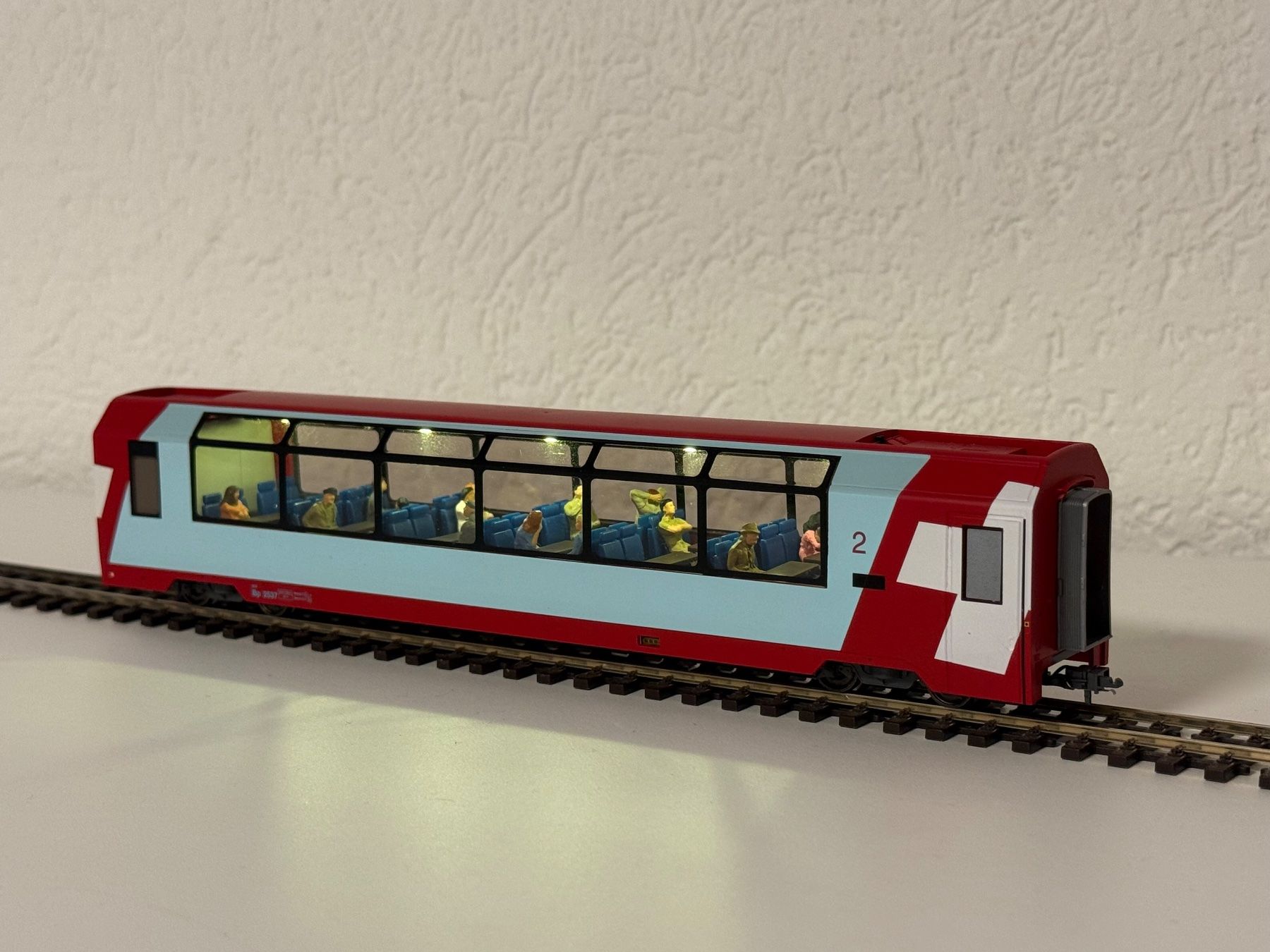 Bemo Modellini di ferrovie: Bemo Glacier Express Komplettzug mit Innenbeleuchtung – Usato da St. Gallen venduto da Modell1zu87 2