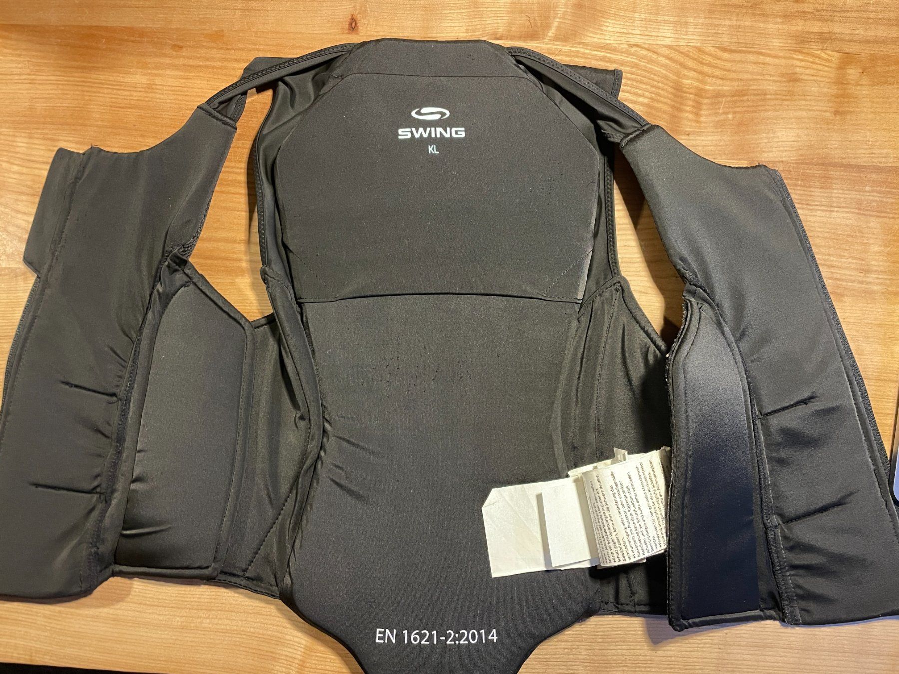 Protezioni & Imbottiture: SWING Rückenprotektor P24 Pro, Kinder, Grösse L – Usato da Zürich venduto da lar_8z5c 1