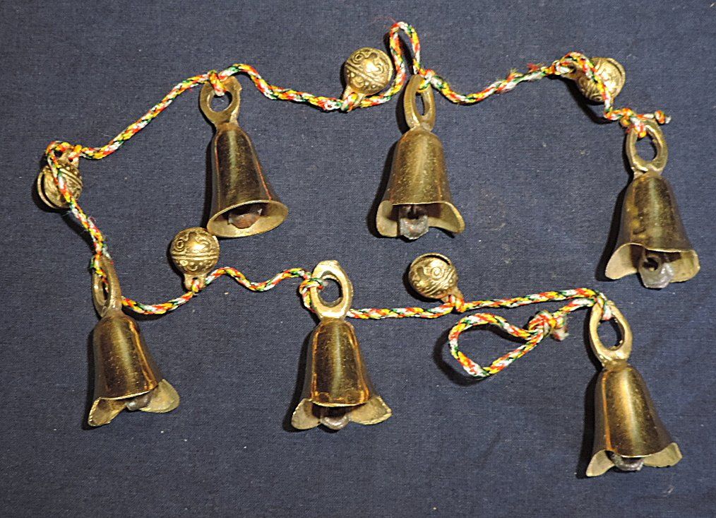 Campanacci mucche: indische Glockenkette, Heim Deko Messing Glocken – Usato da Duggingen venduto da doogbua 2
