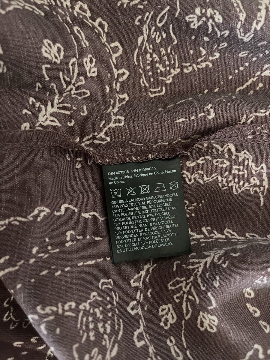 Vestiti: H&M Kleid, Grösse XS, bordeaux mit Muster – Nuovo (secondo la descrizione) da Olten venduto da sae_82z2 8