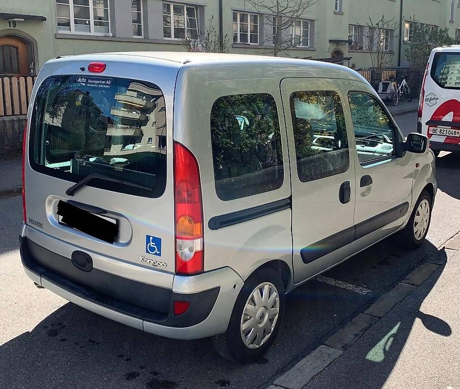 Renault Autos: Auto mit Rollstuhlrampe – Gebraucht aus Bern von sch_5y7h 2