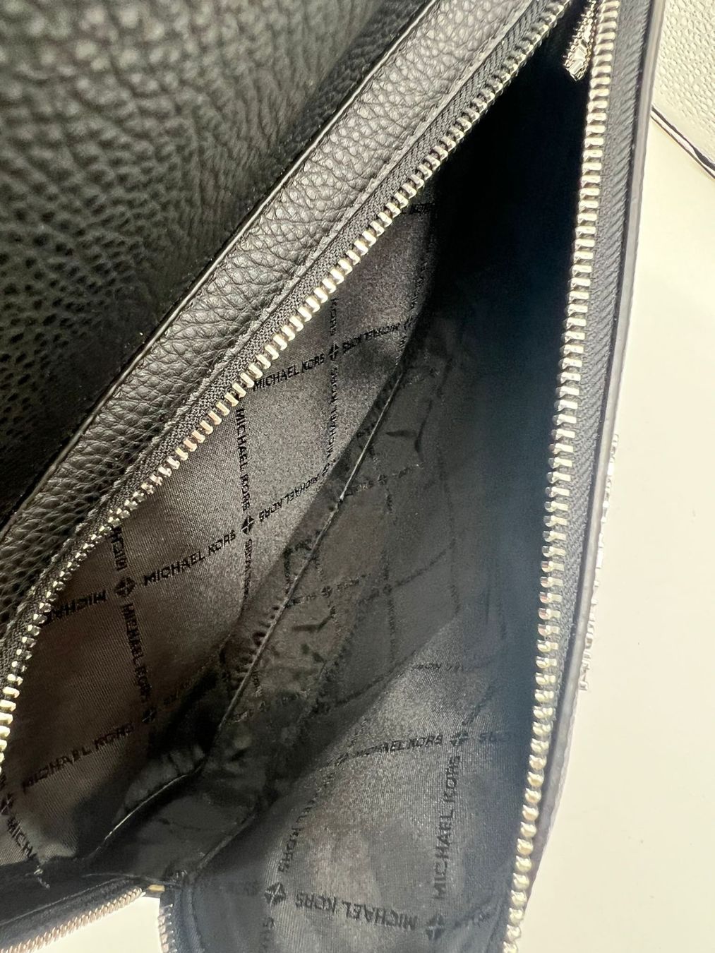 Michael Kors Sacs à dos: Michael Kors Rucksack black – Neuf avec emballage d'origine à Wiedlisbach par Sistershop 6