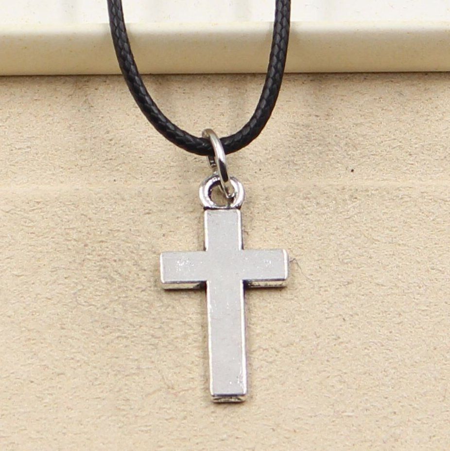 Sonstige Kleidung & Accessoires: Amulett / Halskette - Kreuz – Neu und originalverpackt aus Buchs SG von Skullep 1