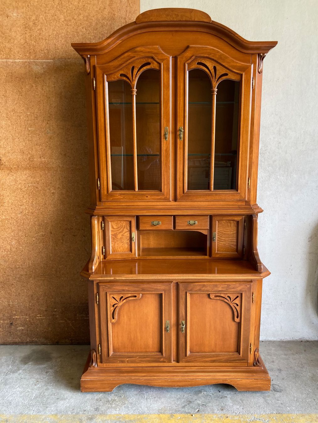 Vitrines: Schreibkommode mit Vitrine – D'occasion à Huttwil par Firu67