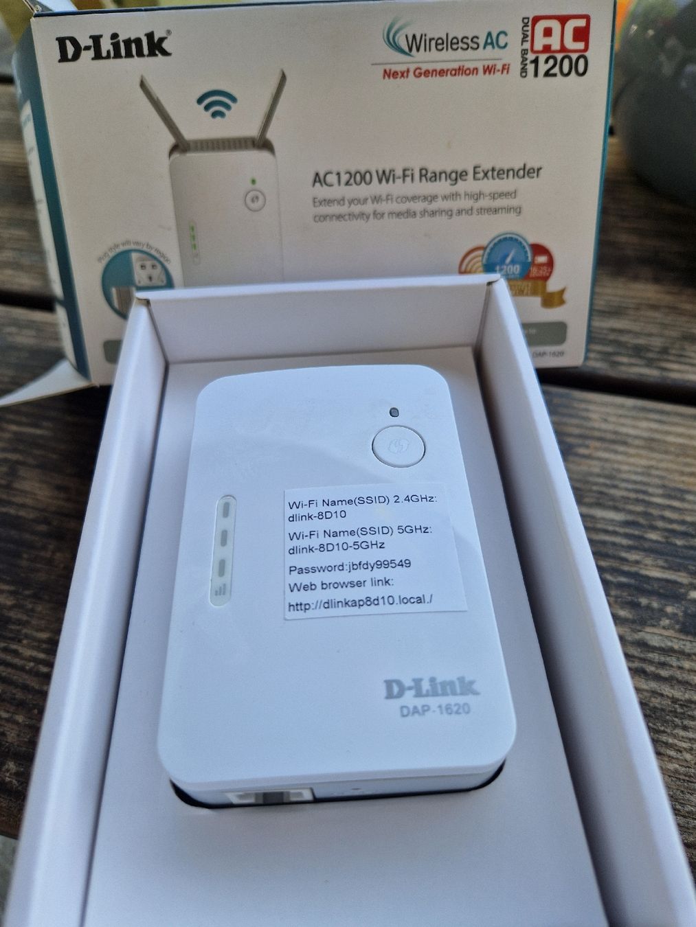 Verstärker: D-Link Wi-Fi Range Extender – Gebraucht aus Triengen von KittyKat6 1