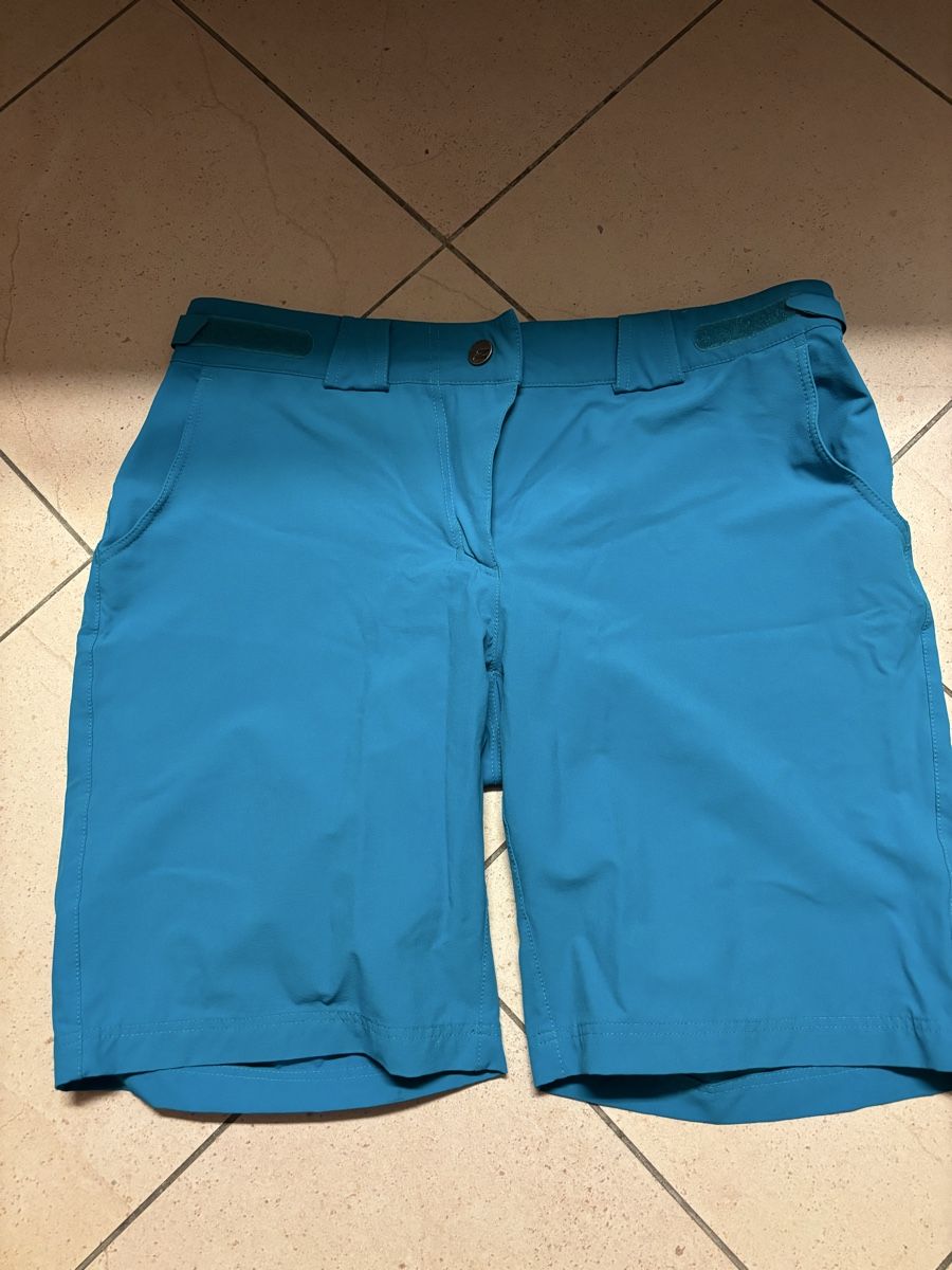 Ziener Pantaloni: Ziener taille 38 short  – Usato da Blonay venduto da Ollorvi