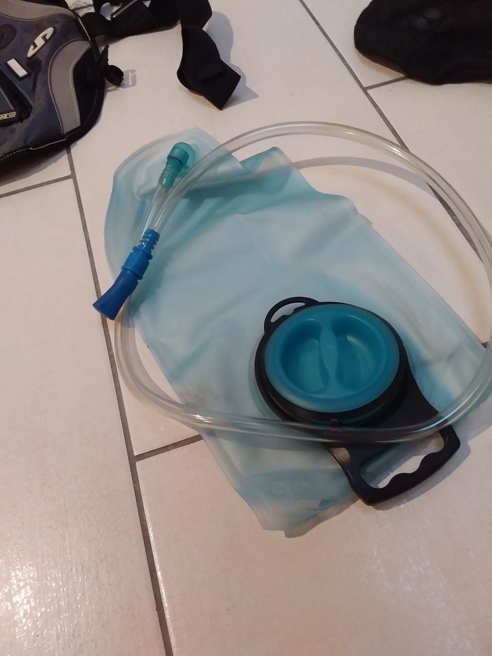 Autos: Sparco Drink Bag 01045NR – Defekt aus Ligornetto von Gurzo 2