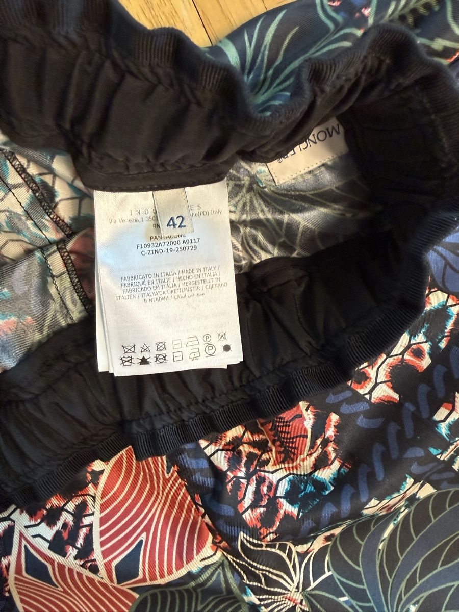 Pantaloni: Moncler Hose 42 – Usato da Adlikon b. Regensdorf venduto da galaxandy 2