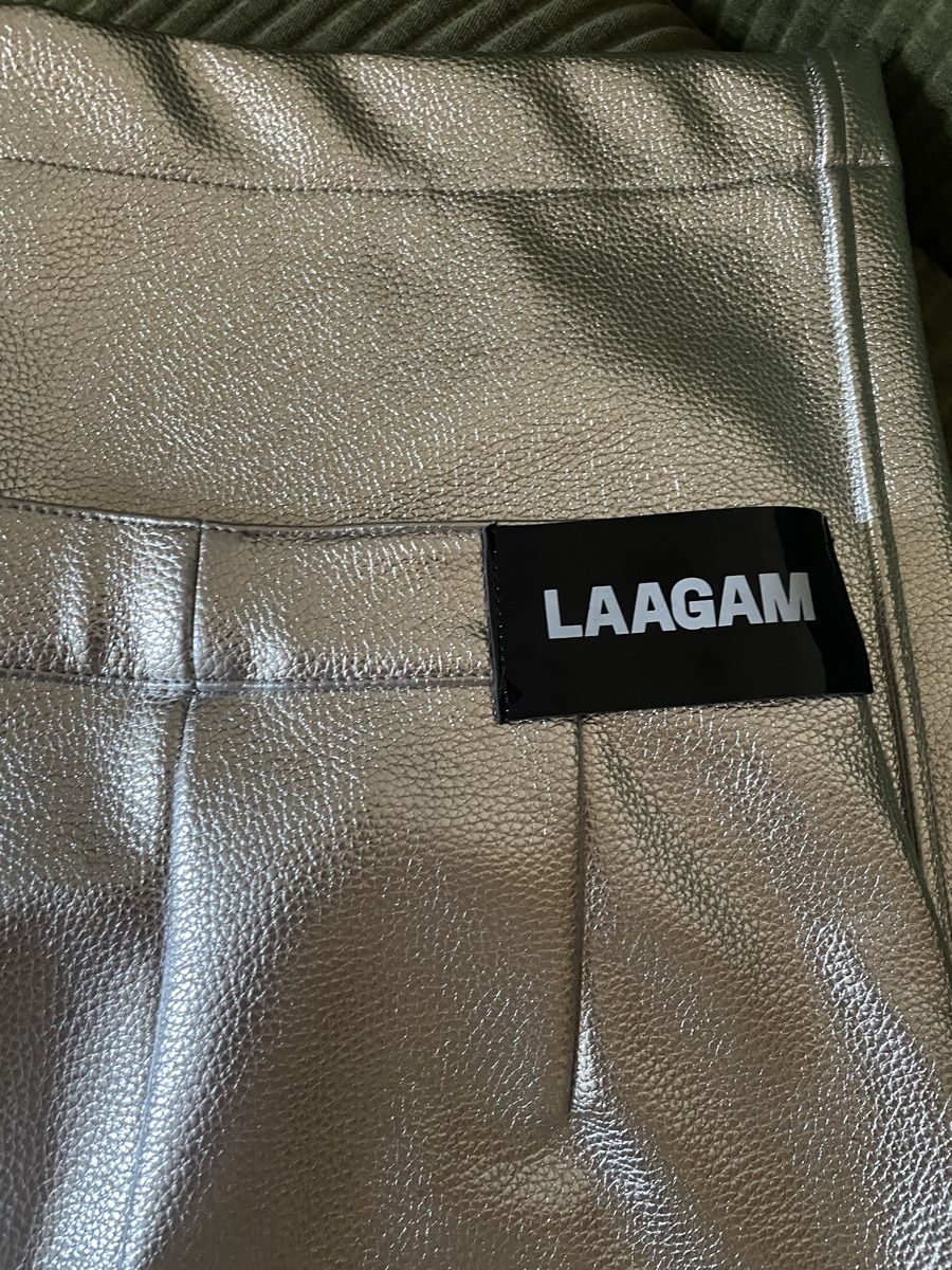 Pantalons: Laagam Silver Wide Leg Pants – Neuf (Voir description) à Lausanne par ece_g5gd 2