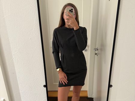 Graues Minikleid