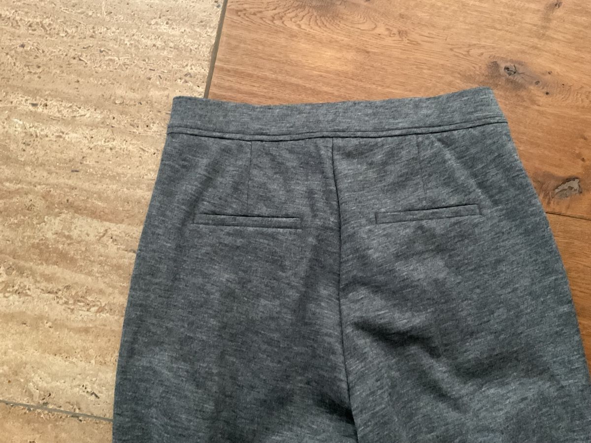 Cambio Pantaloni: Cambio Hose Gr. 38 – Usato da Frasnacht venduto da hei_t6dl 2
