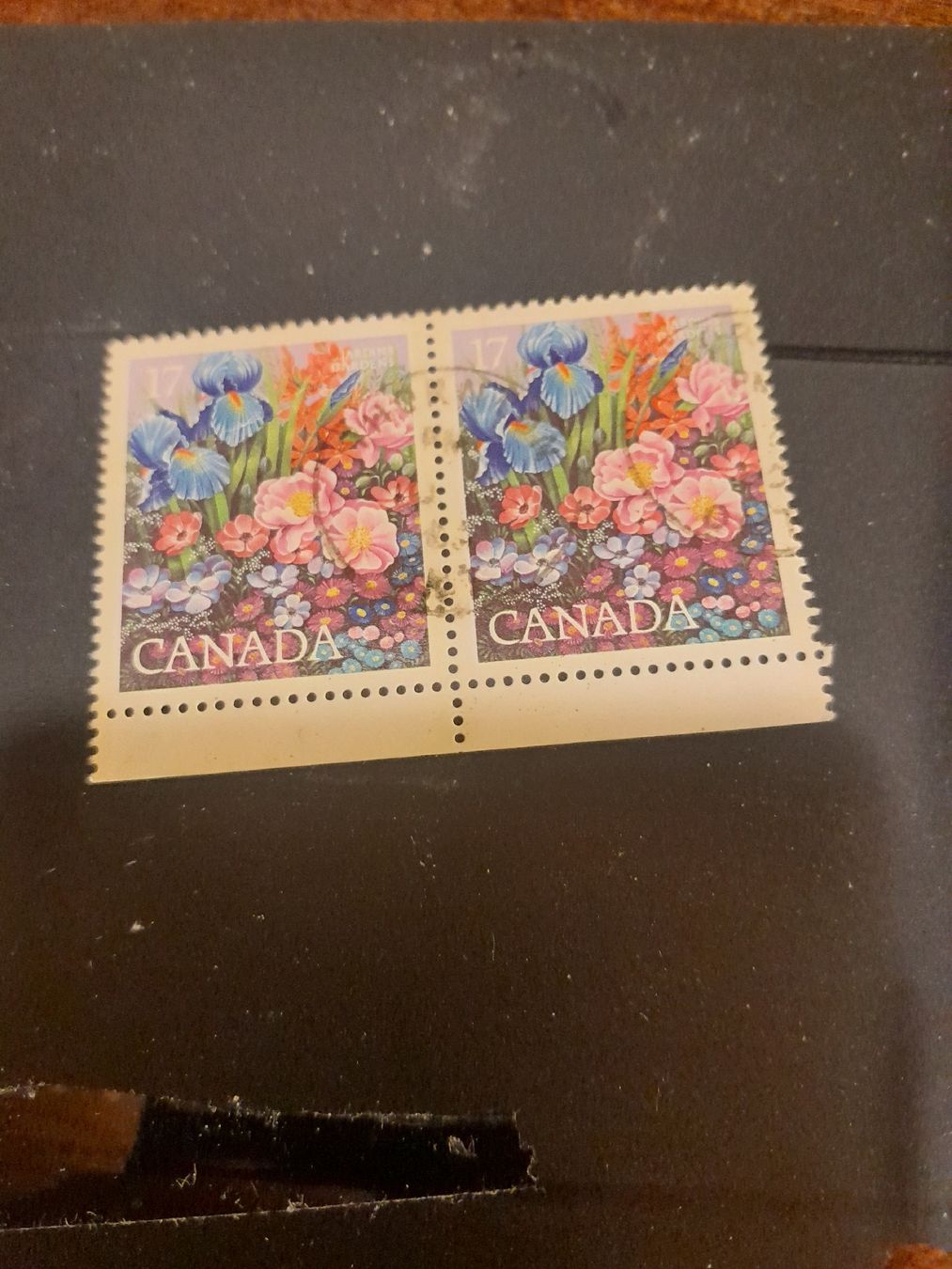 Tutti i francobolli: Timbre Canada - Fleurs 17c - Bloc de 2 - Rare! – Usato da Marly venduto da globetrotter1723