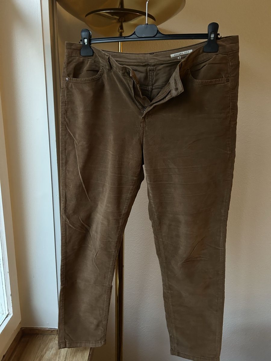 Esprit Hosen: Winterhose 7/8 Gr. 42 – Gebraucht aus Zürich von elg_rqw7