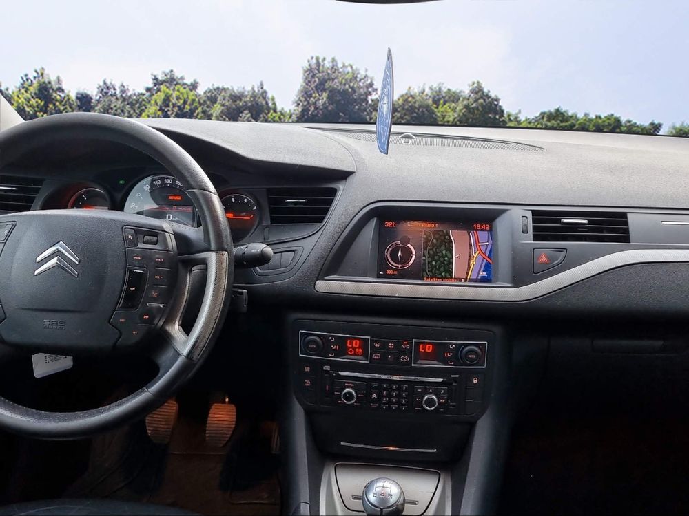 Citroën Automobili: Citroen C5 2.0i Mechanisch gut / Karosserie sehr schlecht – Usato da Leuggern venduto da AutoVermittlungAG 4