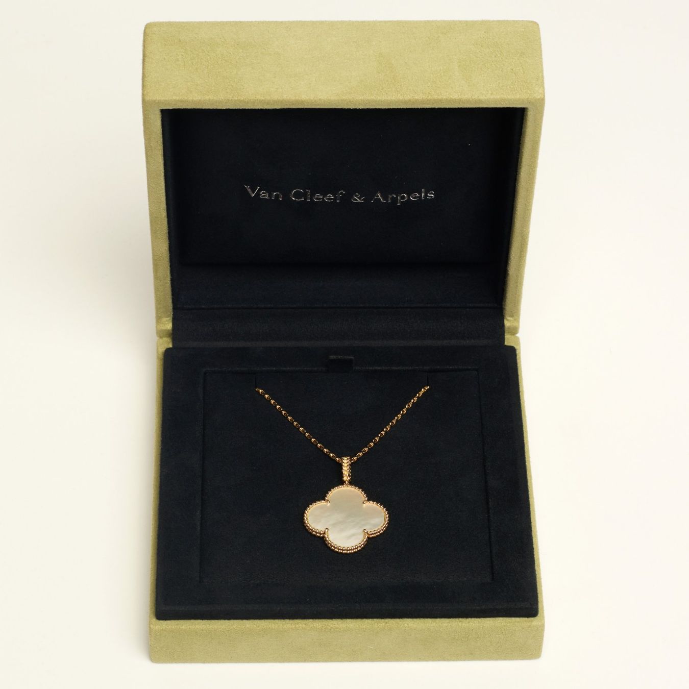 Van Cleef Catenine: Authentique Sautoir VAN CLEEF & ARPELS Magic Alhambra – Nuovo (secondo la descrizione) da Carouge GE venduto da TLD 2