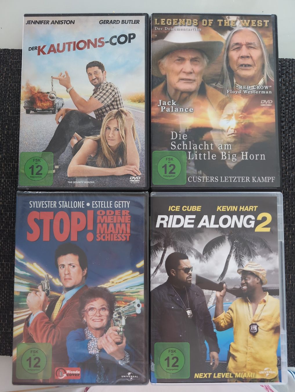 Tous les DVDs: DVD Paket 4Stk. – D'occasion à Jona par Schaniarle