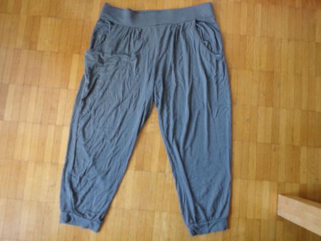 Damen Sommerhose dunkel grau-grün 7 / 8 Gr. Ca M