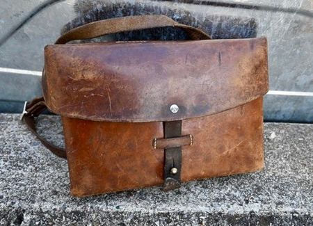 alte Leder KARTENTASCHE der Schweizer ARMEE