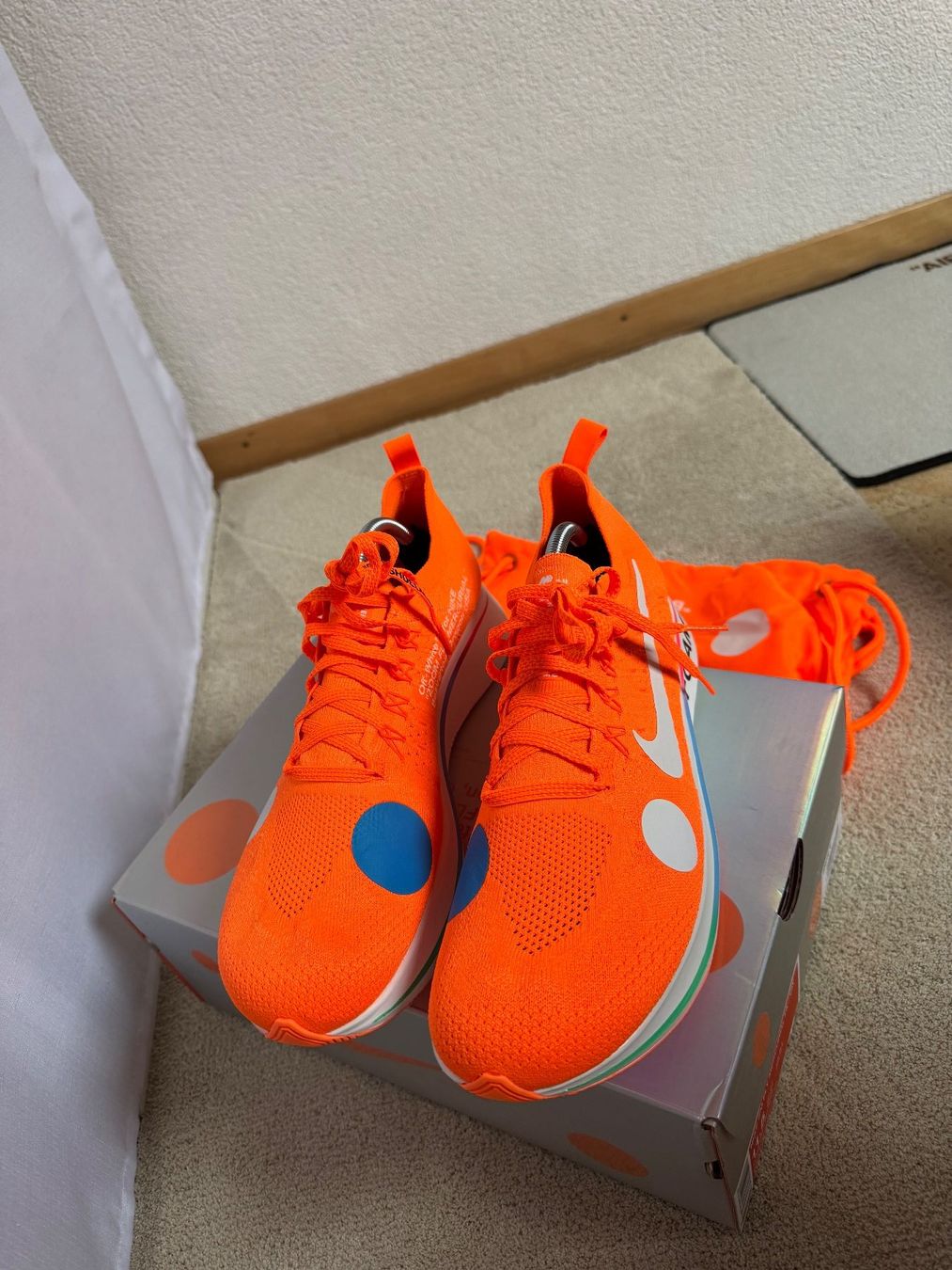 Off-White Scarpe da uomo: Nike Zoom Fly Mericural Off White Total Orange – Nuovo (secondo la descrizione) da Visperterminen venduto da lgresell 3