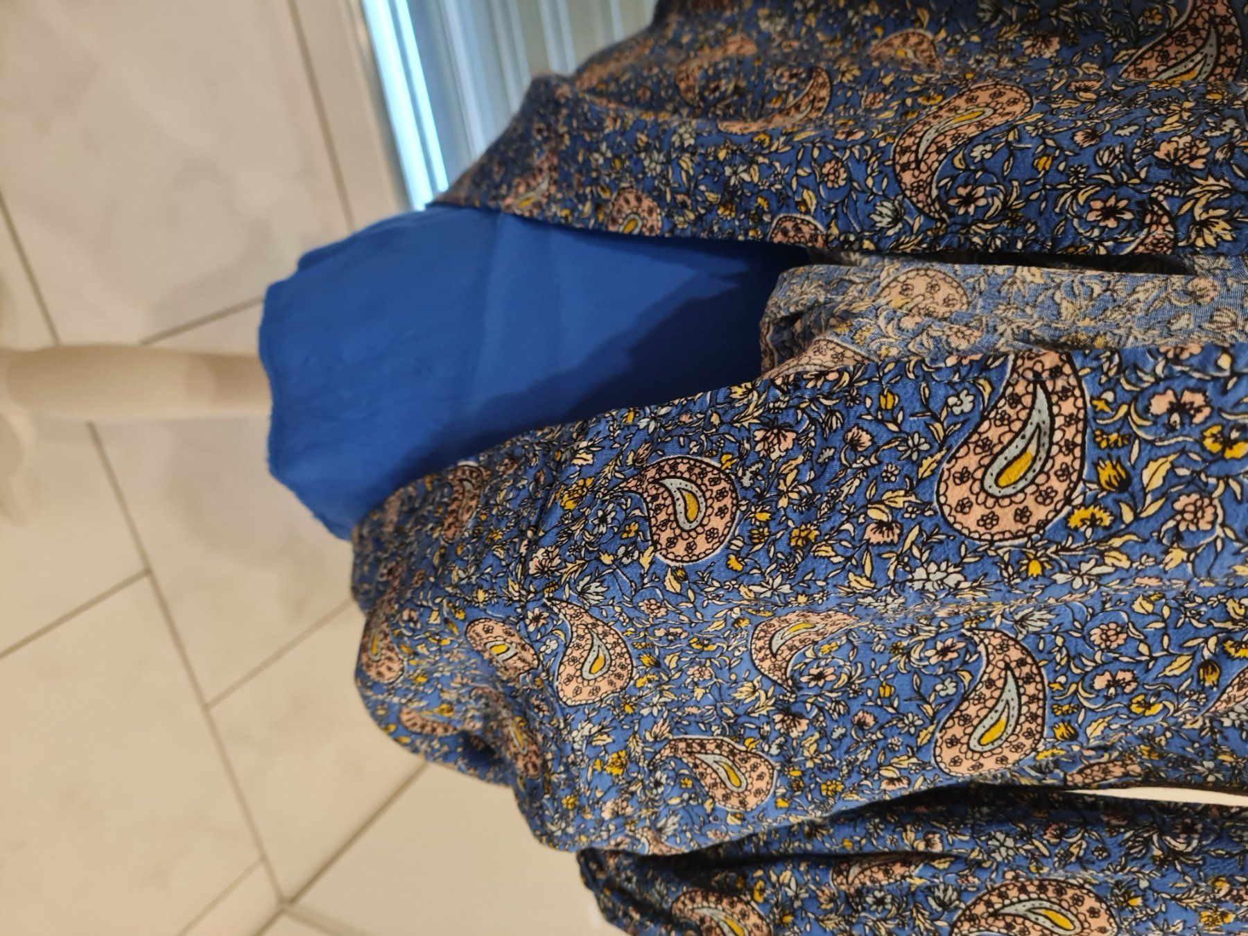 Vestiti: Sehr schöner Kleid – Nuovo (secondo la descrizione) da Niedergösgen venduto da topol14 4