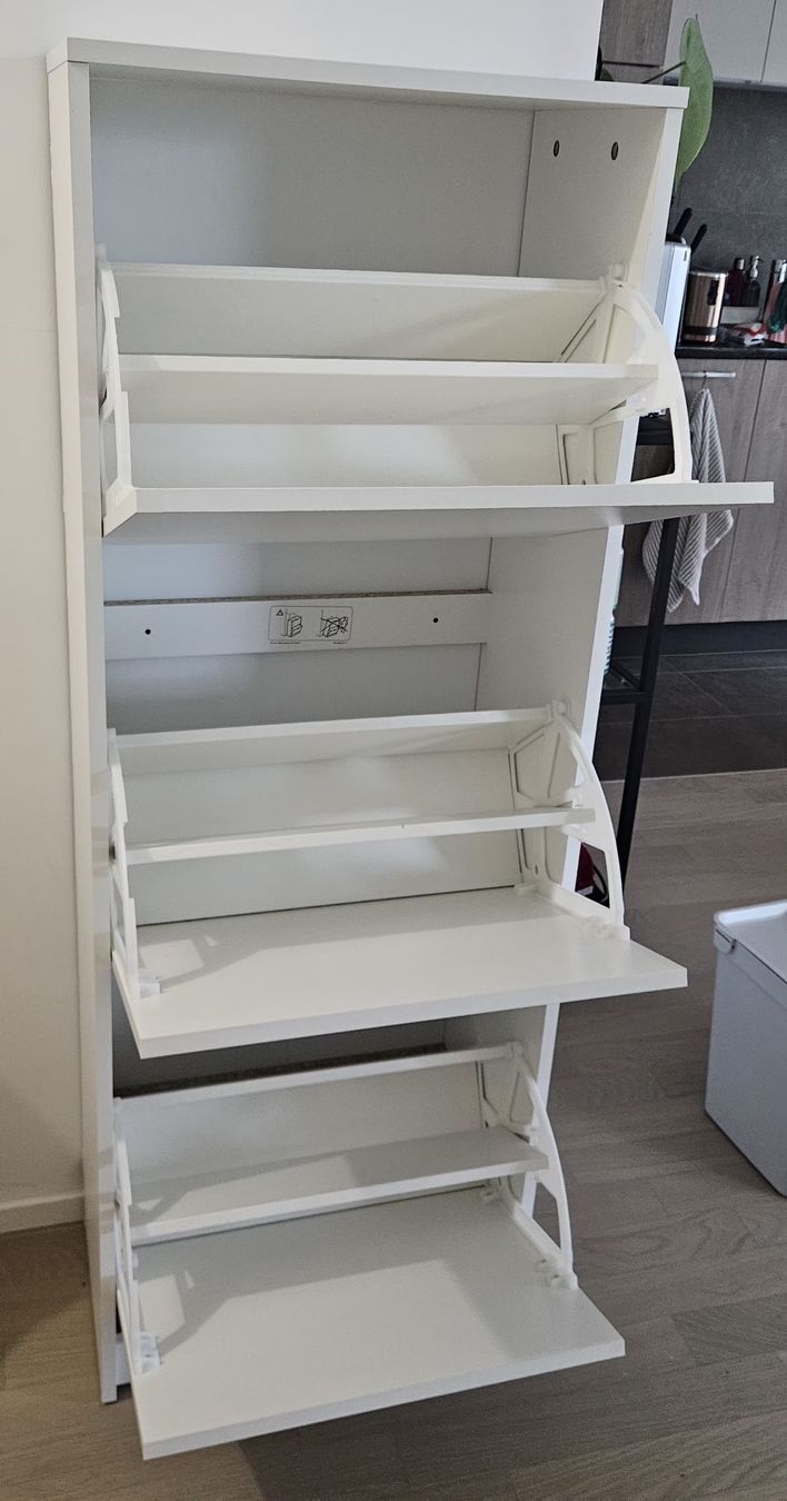 Armoires: Meuble à chaussures – D'occasion à Lausanne par ram_tw68