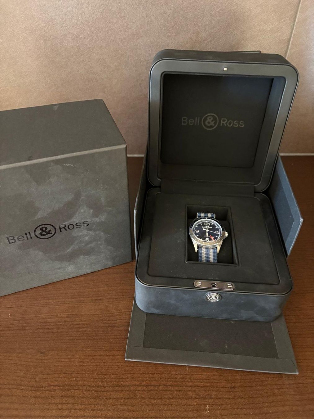 Bell & Ross Uhren: Montre BELL&ROSS "BR V2-93 GMT Blue" – Gebraucht aus Etoy von lucasinlive 2