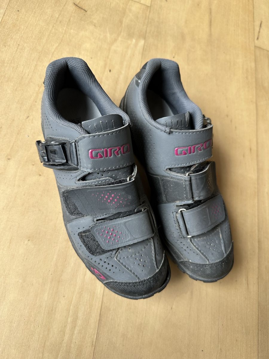 Giro Scarpe da donna: Veloschuhe Damen – Usato da Sargans venduto da Reg_S.71 1