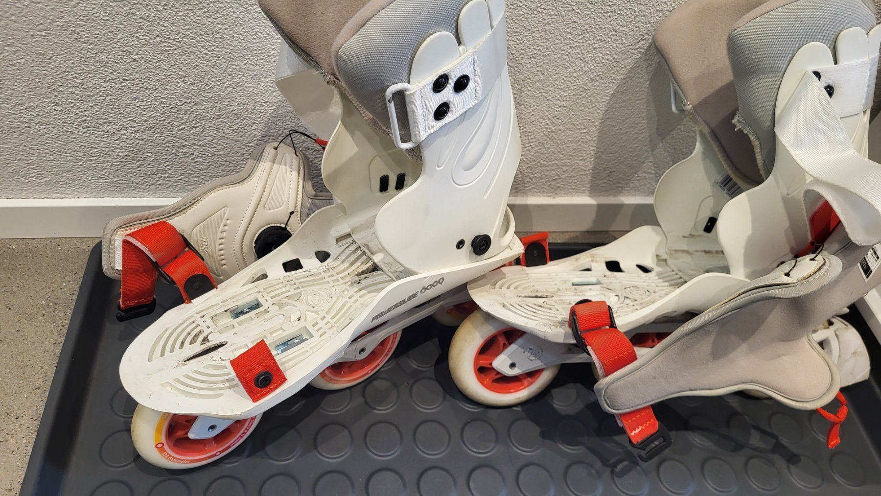 Decathlon Inline-Skating & Rollschuhe: POWERSLIDE Rollerskates Powerslide Doop Urban 100 – Gebraucht aus Hallau von Desdemona1202 2