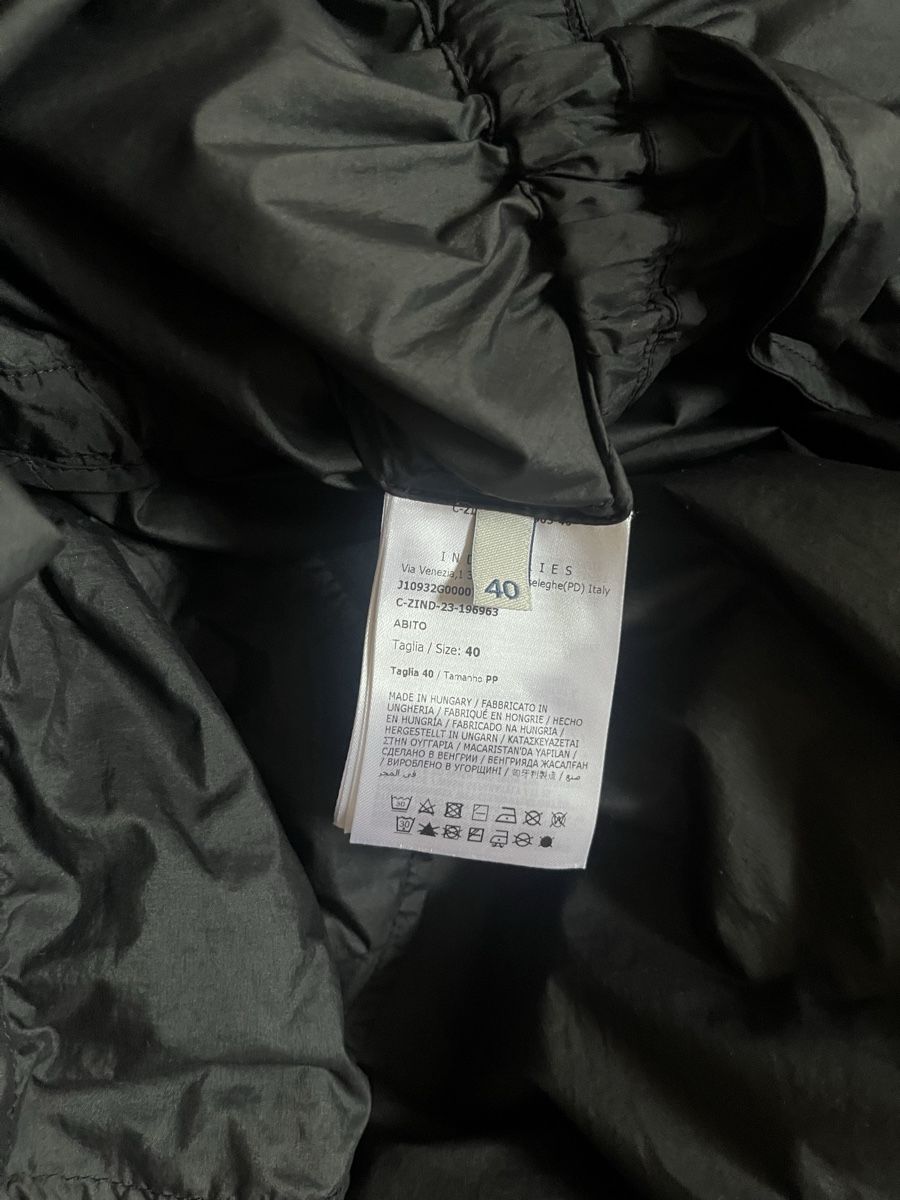 Moncler Kleider: Moncler robe longe – Gebraucht aus Lausanne von pioupiou38 7