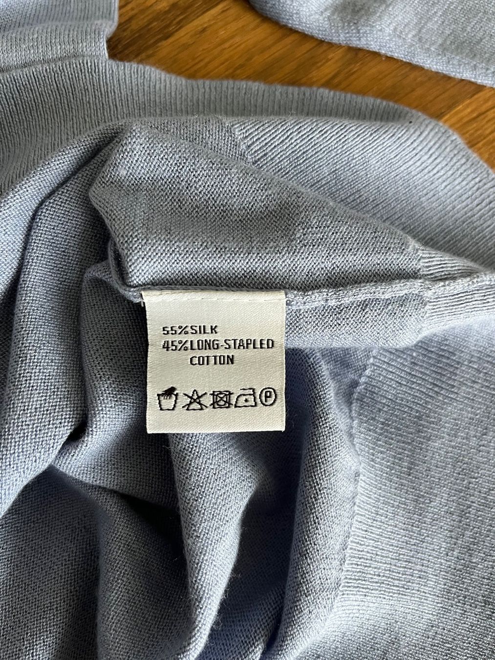 Globus Maglioni & Felpe: GLOBUS Pullover blau, Gr. M mit Seide - CHF 119.- – Nuovo (secondo la descrizione) da Zollikofen venduto da spunk65 7