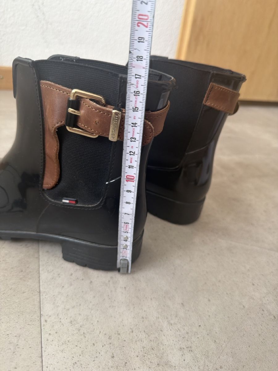 Tommy Hilfiger Scarpe da donna: Stivali gomma tommy Hilfiger gr.38 – Usato da Samedan venduto da lau_q8yh 6