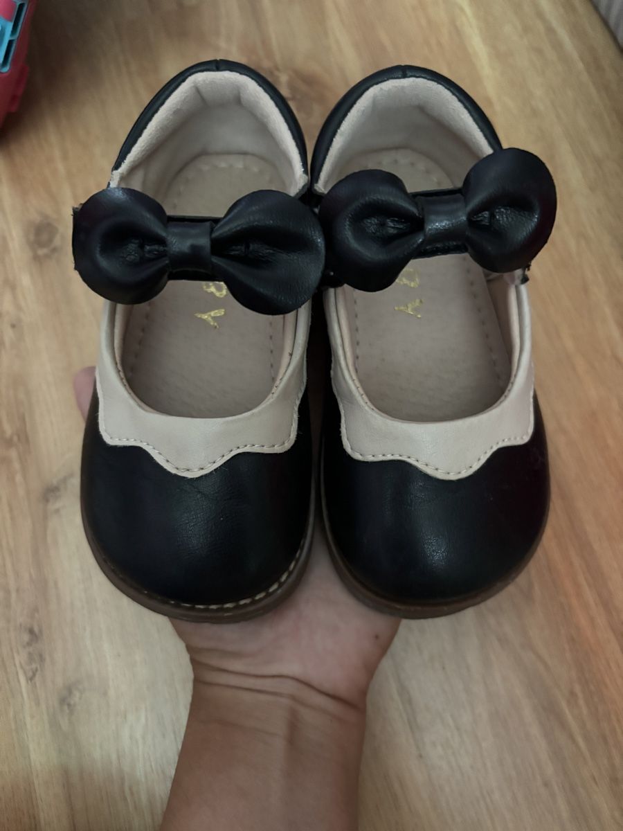 Schuhe für Mädchen: Kinderschuhe – Gebraucht aus volketswil von Sisi521