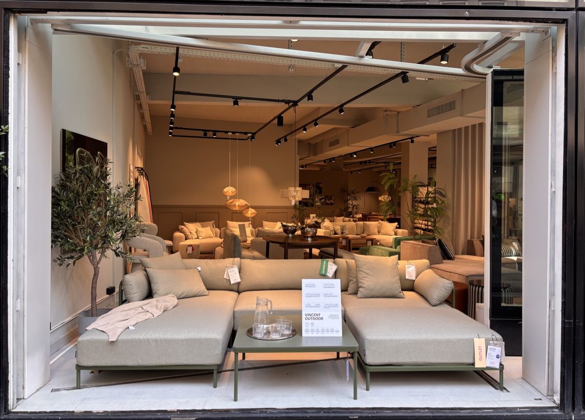 Sofas: Vincent Outdoor Sofa – Neu (gemäss Beschreibung) aus Basel von bas_9hb7