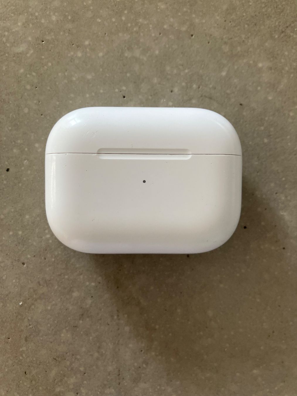 Apple Kopfhörer: APPLE AIRPODS PRO 2 Case – Gebraucht aus Lausanne von mr.v 1