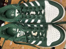 Toller Adidas Turnschuh in Gr. 41 1/3