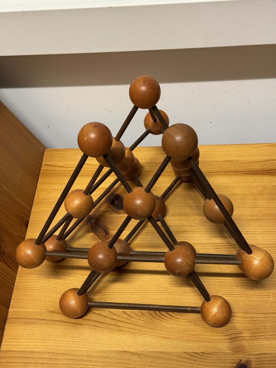 Kit di costruzioni: Vintage Molecular Structure Model Geometric Sculpture CT405 – Usato da Morges venduto da SevArt 4