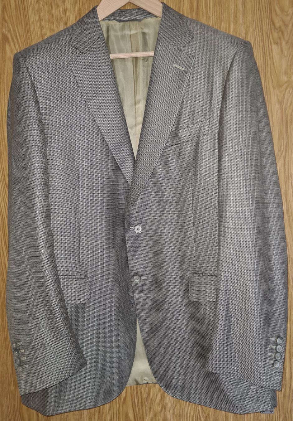 Completi: Costume homme de luxe – Usato da Morges venduto da Argonaute
