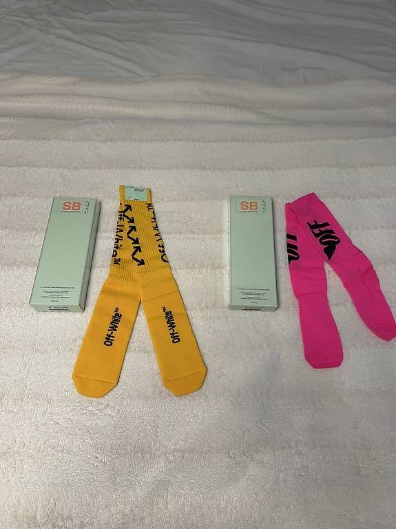 Socken: OFF-WHITE Socken / neu & Original verpackt – Gebraucht aus Biel/Bienne von http.tanja