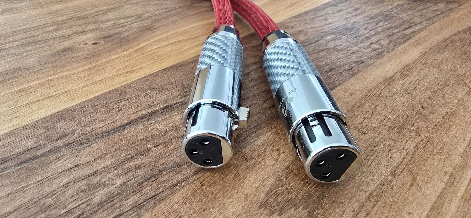Kabel: Symmetrisches Highend Kabel, 2x1m – Gebraucht aus Twann von Muh65 2