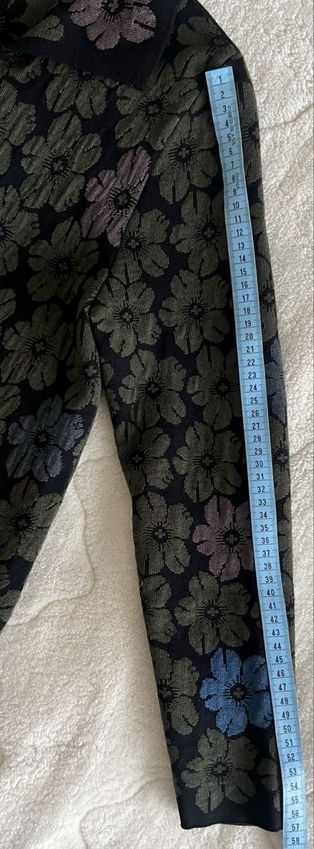 Oleana Giacche: Oleana Strickjacke Grösse S Blumenmuster  – Usato da Uster venduto da Family_Boutique 7