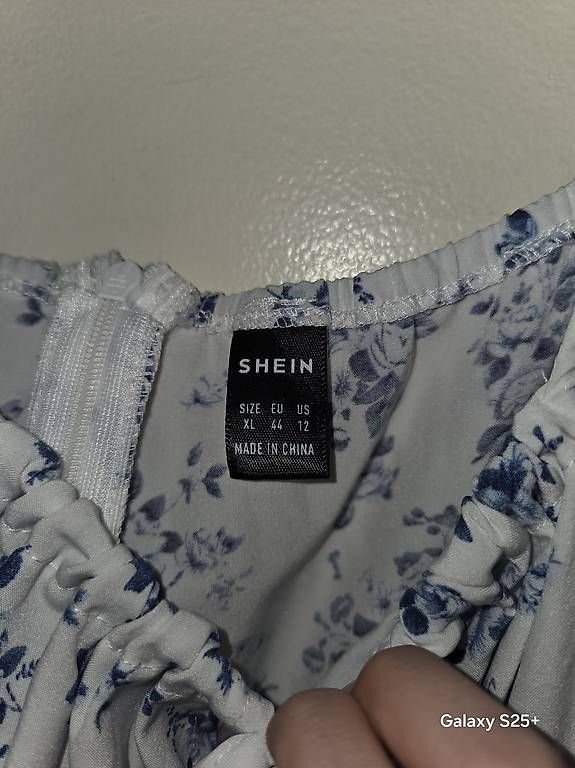 Vestiti: Sommerkleid mit Blumen – Usato da St. Gallen venduto da ruz_t5lk 3