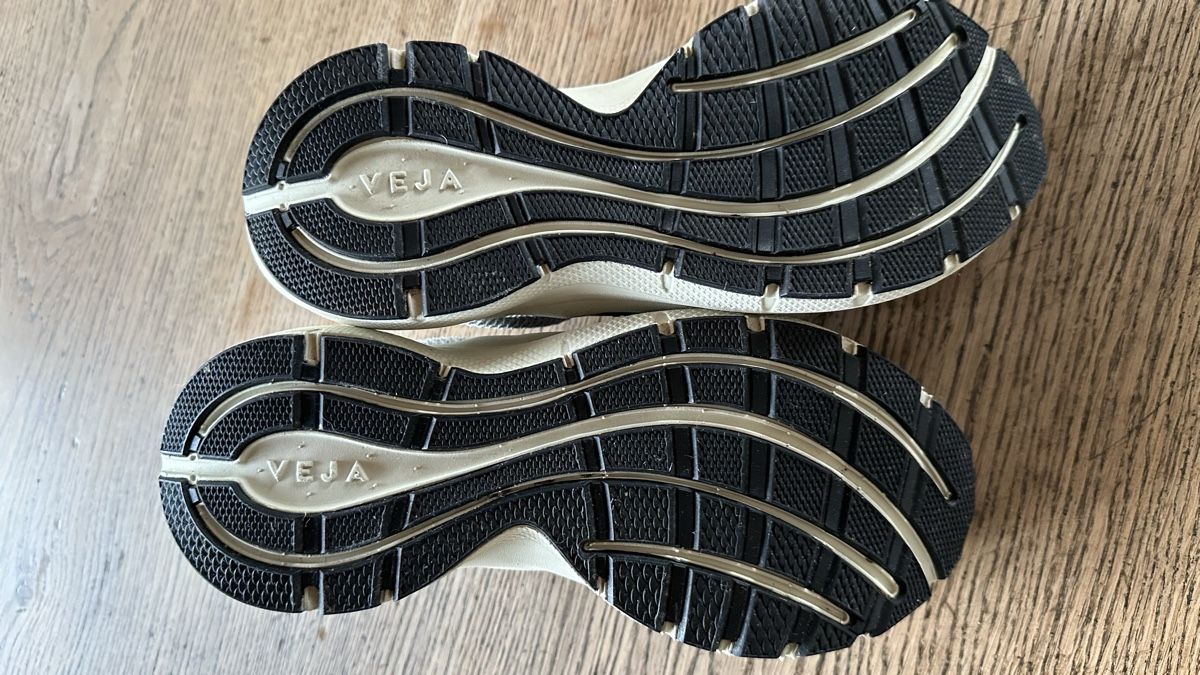 Veja Chaussures femmes: Laufschuh, Marke Veja – D'occasion à Bonstetten par Schnurgerade 2